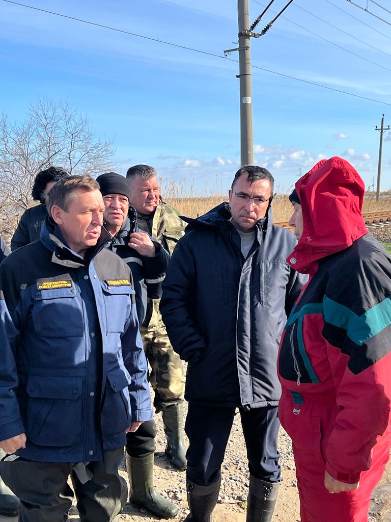 Глава крымского правительства и министр ЧС Крыма посетили Евпаторию
