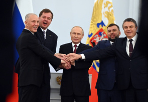 Президент России подписал договоры о вхождении в состав страны 4 новых регионов