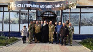 Посещение Музея современной военной истории отцом Киприаном, Героем Советского Союза – В.А. Бурковым