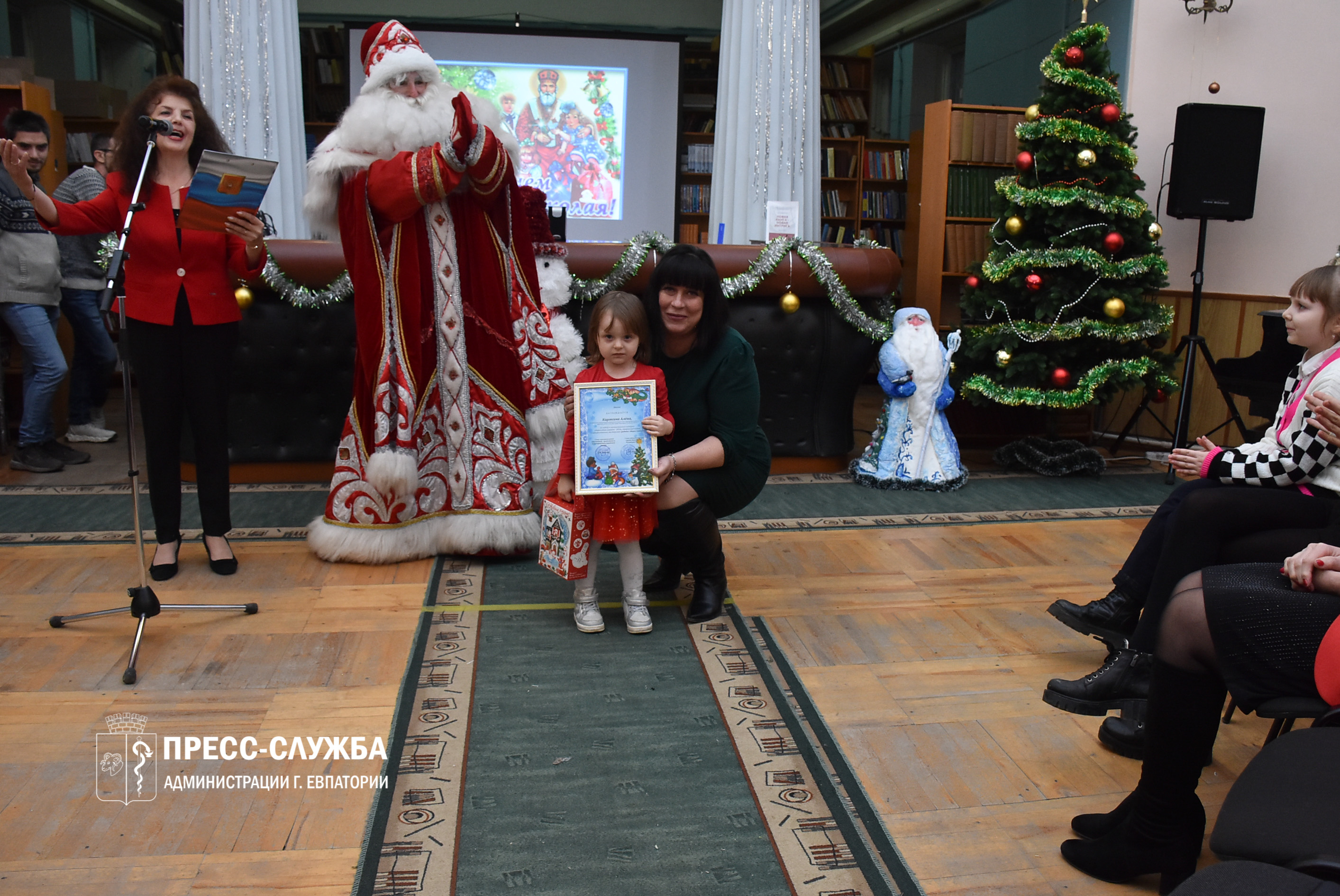 В Евпатории подвели итоги конкурса «Новогодняя игрушка» 