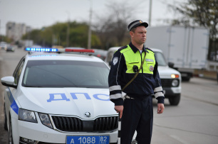 В Евпатории сотрудники полиции проводят профилактическое мероприятие «Перекресток»