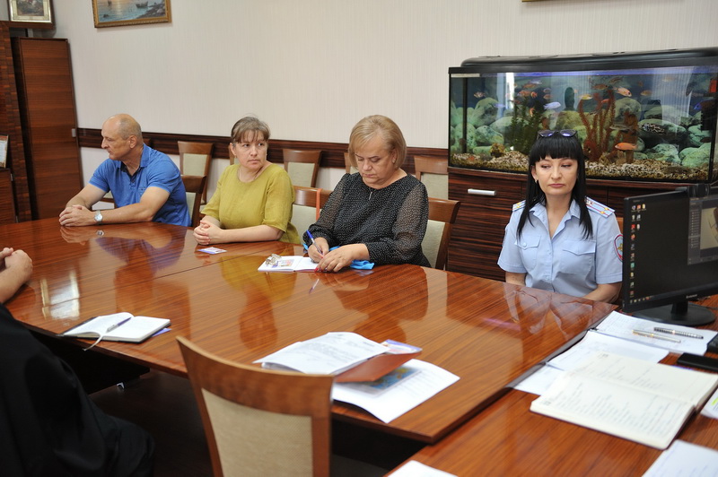 В ОМВД России по г. Евпатории состоялось заседание общественного совета