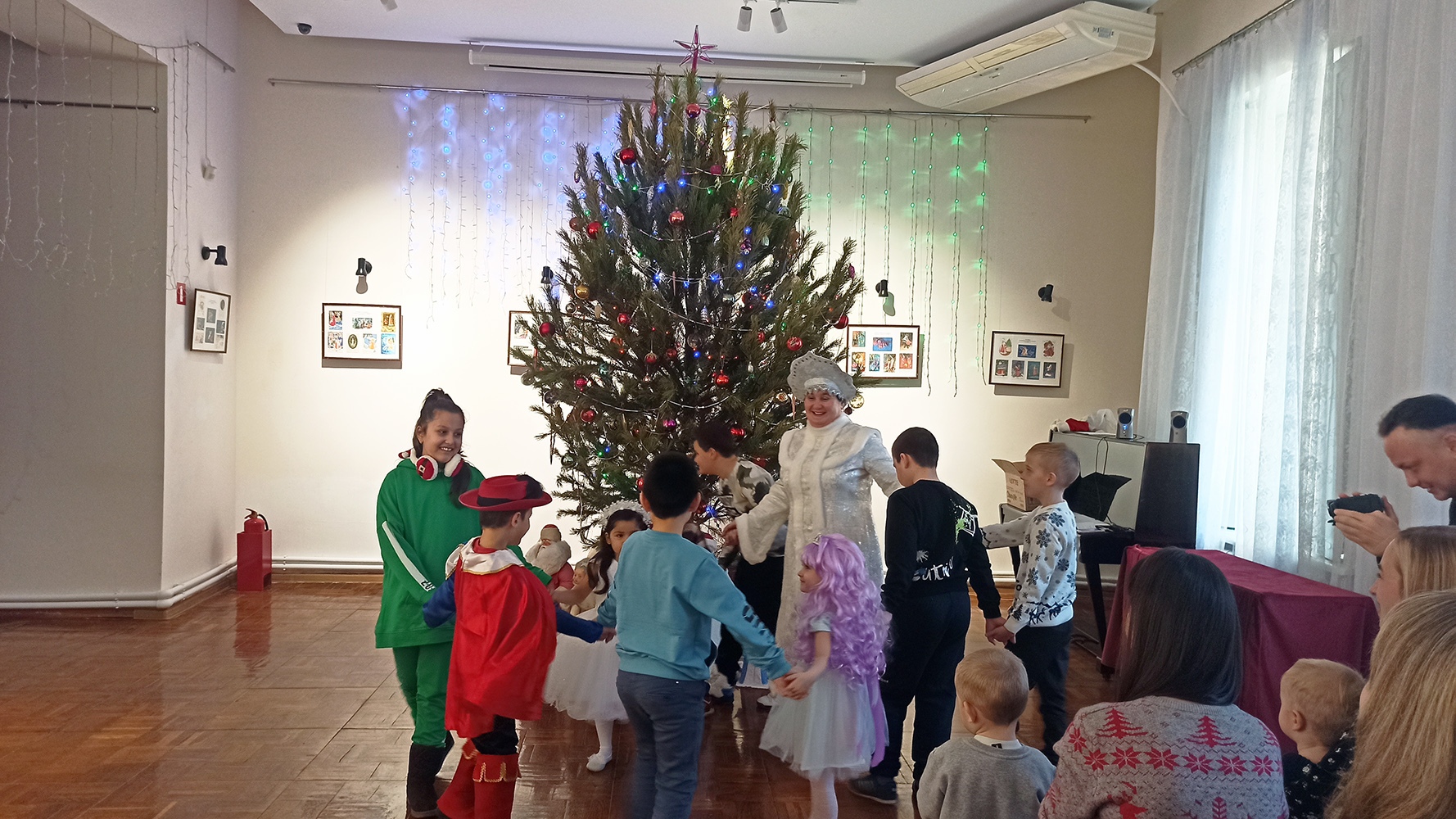 Тематический вечер «История новогодней елки» в Евпаторийском краеведческом музее