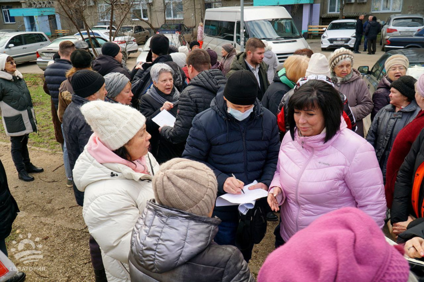 Елена Демидова провела выездные встречи с жителями города