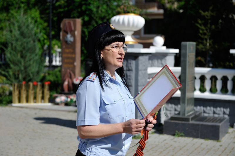 В Евпатории в честь 307-летия образования российской полиции полицейские провели ряд памятных и патриотических мероприятий