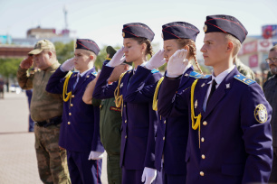 Евпаторийские школьники заступили на «Вахту памяти»