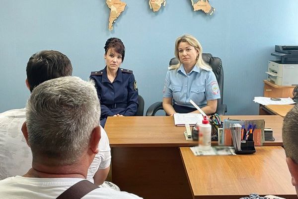 Сотрудники Госавтоинспекции и УИИ провели беседу с осужденными за нетрезвую езду