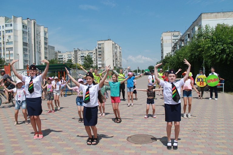 Евпаторийские ЮИДовцы и сотрудники ГИБДД провели широкомасштабную акцию