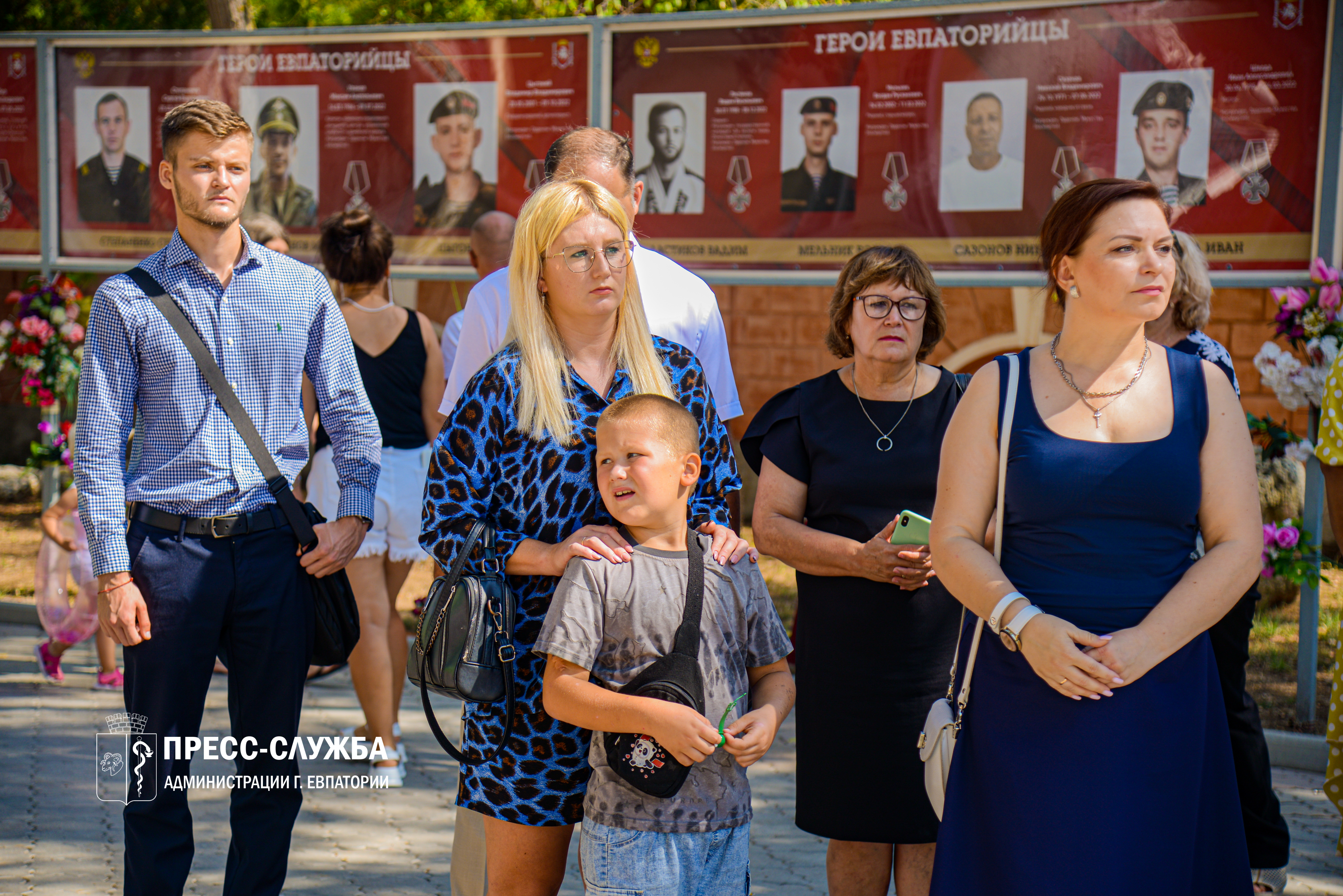 В Евпатории во второй раз открылась фотовыставка «Жена и мать Героя. Крым»