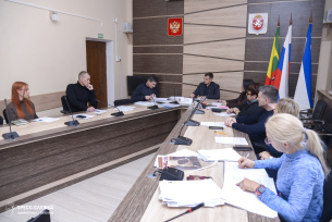 Сергей Колганов провел заседание административной комиссии