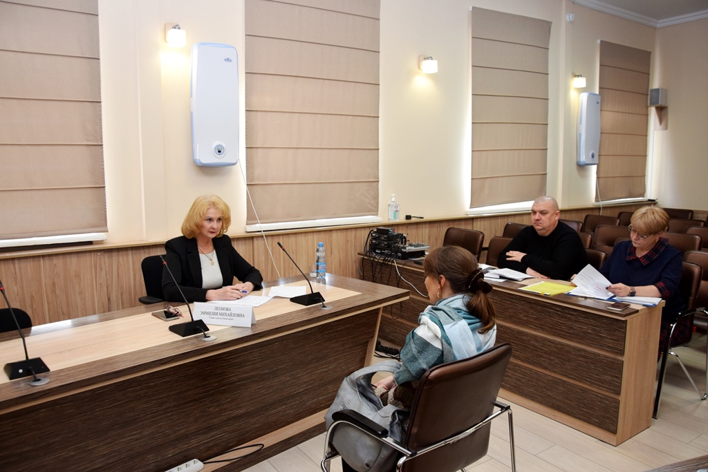 Глава города Евпатории Эммилия Леонова провела прием граждан
