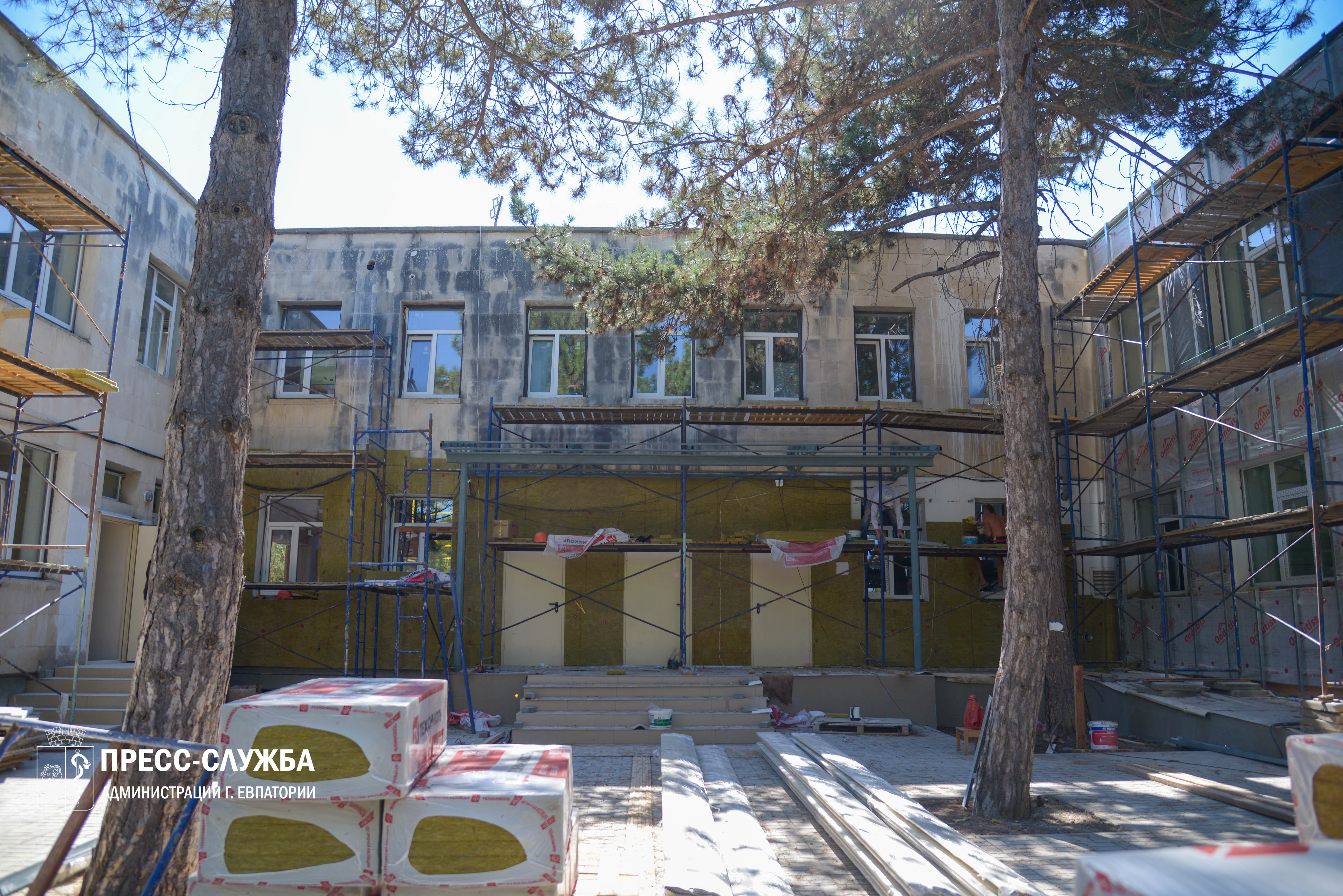 Леонид Бабашов проконтролировал работы по строительству и реконструкции ряда объектов в городе