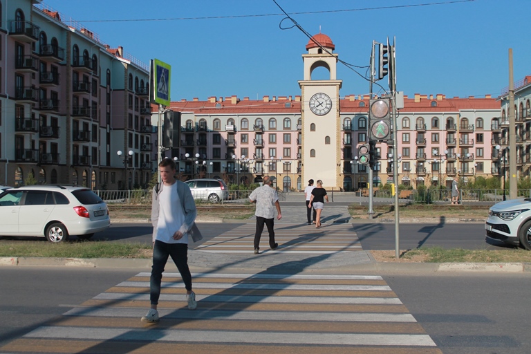 В Евпатории проходят профилактические мероприятия «Пешеход. Пешеходный переход»