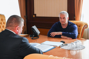 В муниципалитетах сформируют трехлетний план по ремонту подъездов многоквартирных домов – Сергей Аксёнов В муниципалитетах сформируют трехлетний план по ремонту подъездов многоквартирных домов – Сергей Аксёнов