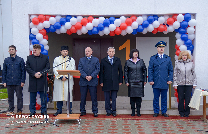 В Евпатории гражданам из числа реабилитированных народов Крыма вручили ключи от новых квартир
