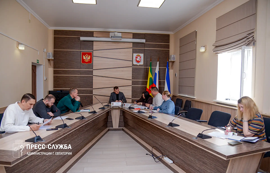 В Евпатории рассмотрели уведомления о выявлении самостроев