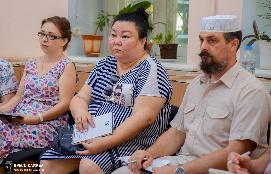 В Евпатории обсудили вопросы оказания помощи участникам СВО и их семьям