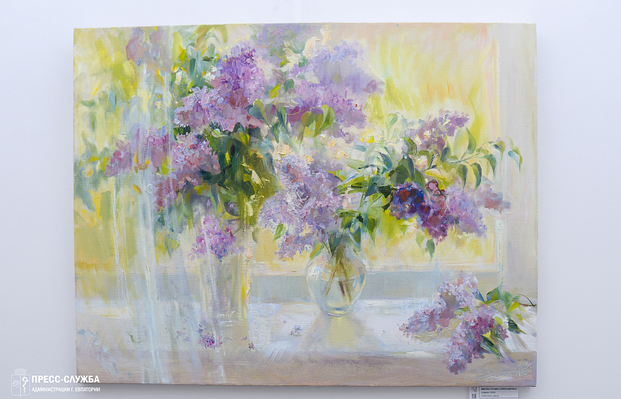 В Евпатории открылась выставка картин о природе Крыма