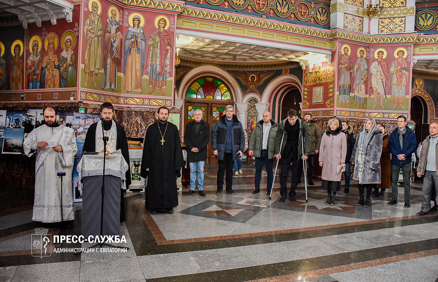 В Евпатории открылась выставка «Голгофа России»