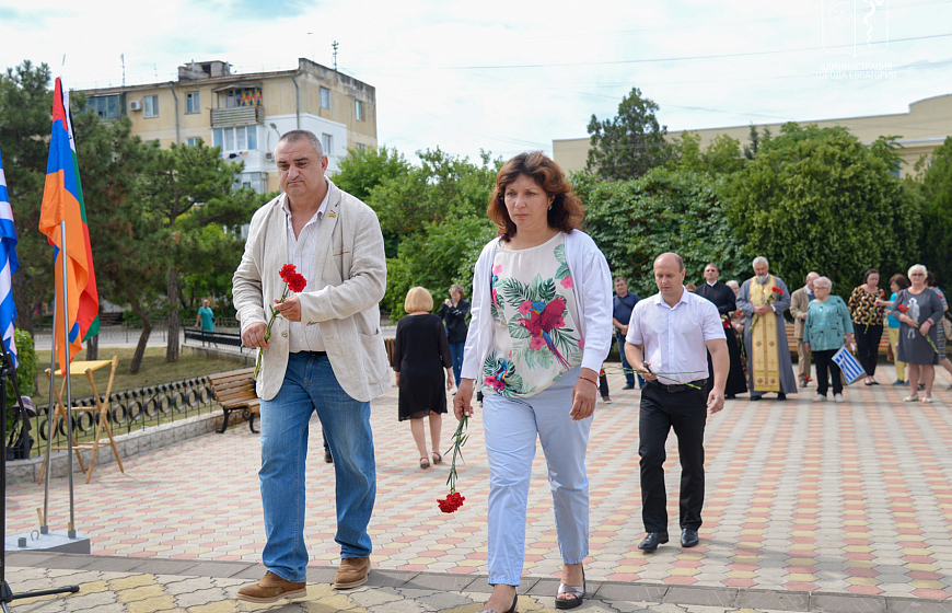 В Евпатории почтили память жертв депортации армян, болгар и греков