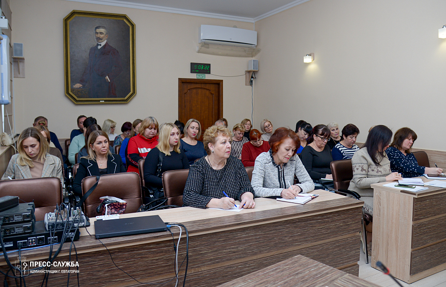 В Евпатории проведен семинар по учету и хранению документов в сфере архивного дела  