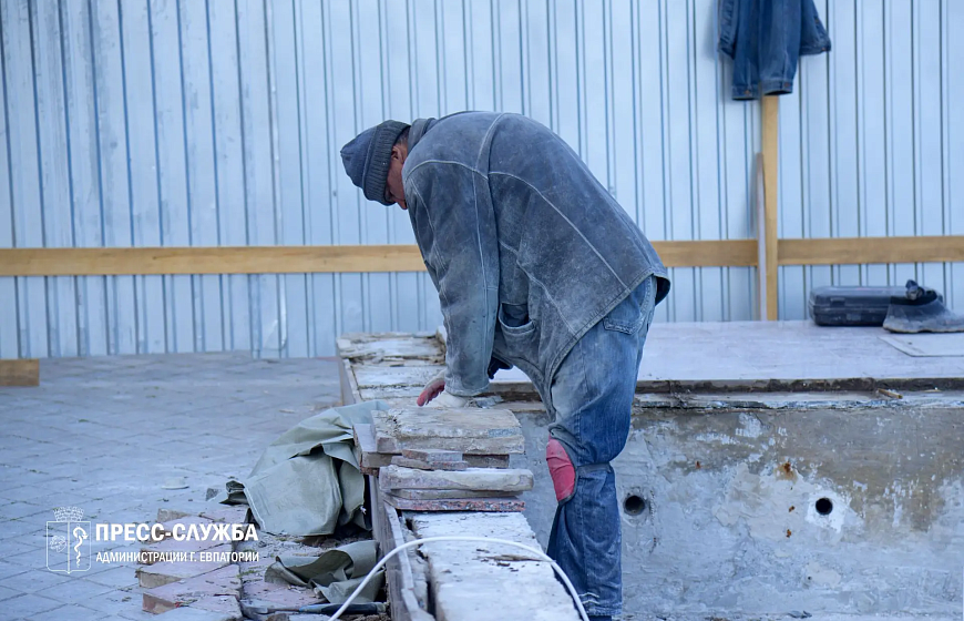 Антон Новиков проинспектировал ход работ по благоустройству города