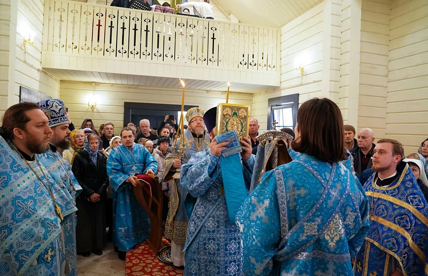 В Заозерном освятили новый храм