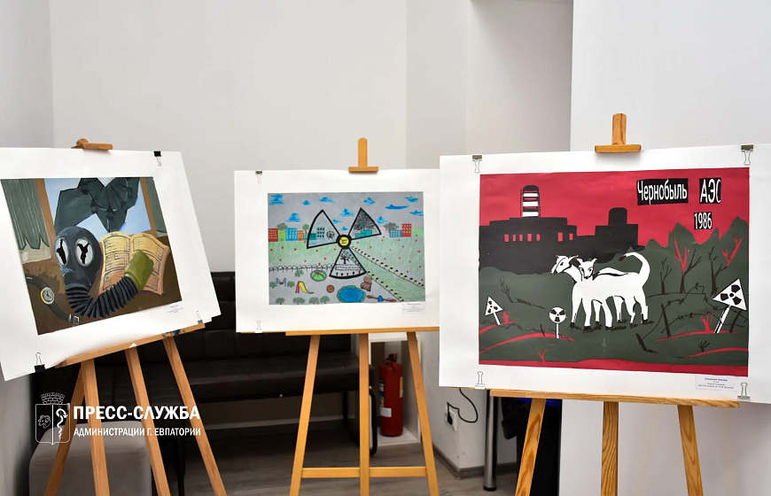 В Доме молодежи открылась выставка к 40-летию Чернобыльской катастрофы  