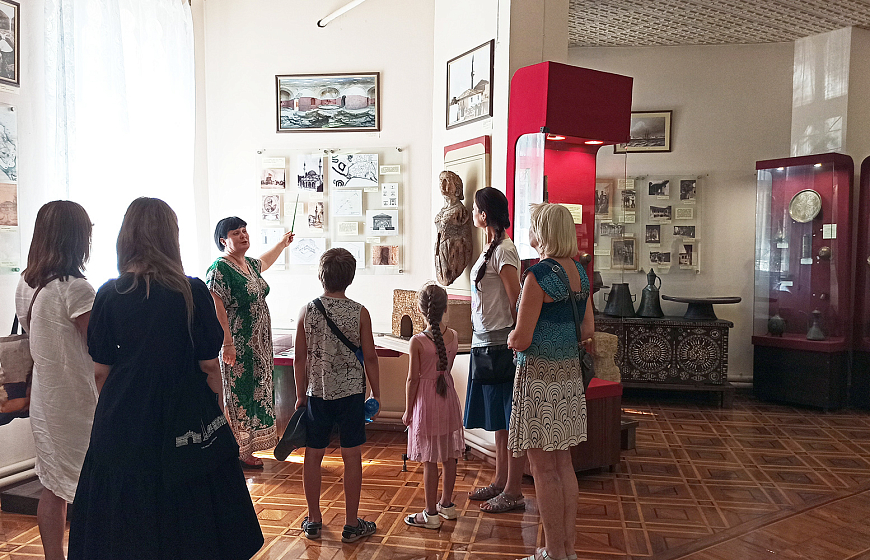 Мероприятие в Евпаторийском краеведческом музее к Международному дню коренных народов