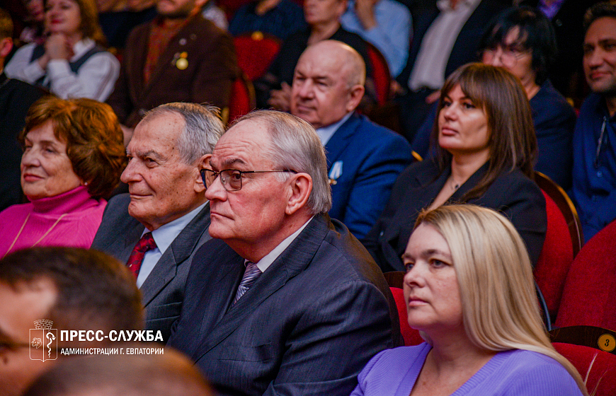 В Евпатории вручили награды лауреатам премии им. С. Э. Дувана