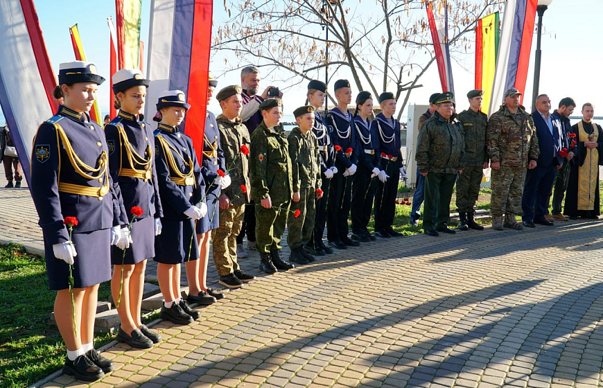В Евпатории почтили память великого полководца