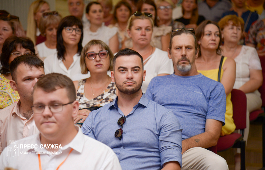В Евпатории состоялось расширенное заседание коллегии управления образования администрации города