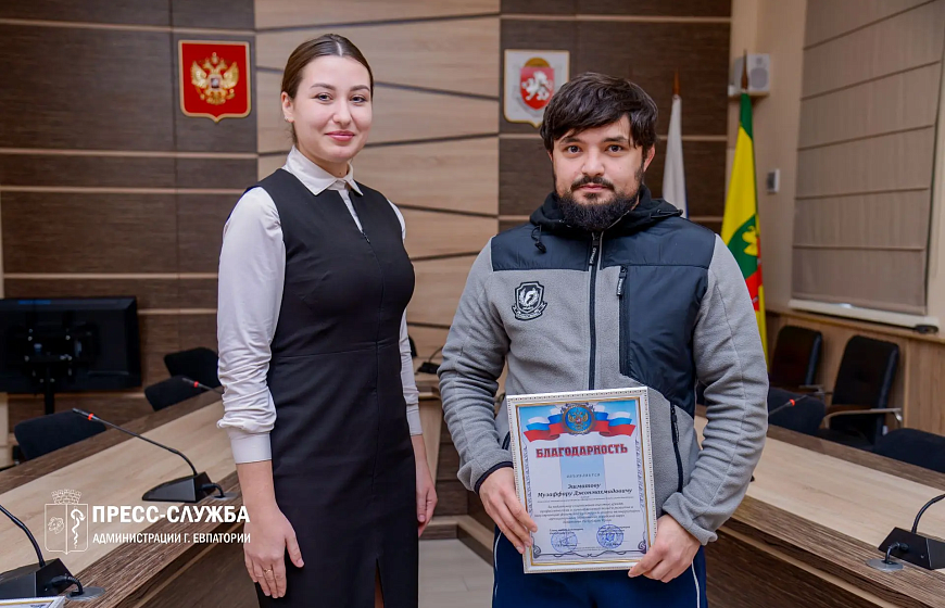 Юные борцы из Евпатории отмечены наградами за успехи на Первенстве России